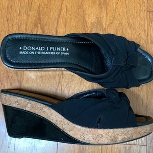 Donald J Pliner wedge slip-on